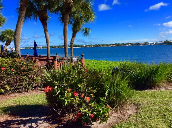 108 Half Moon Circle #D2, Hypoluxo, FL 33462