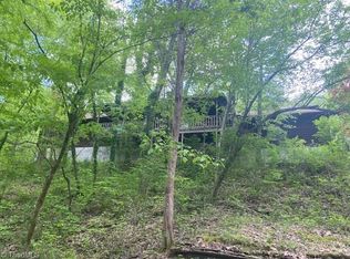 9976 E Us Highway 64, Thomasville, NC 27360