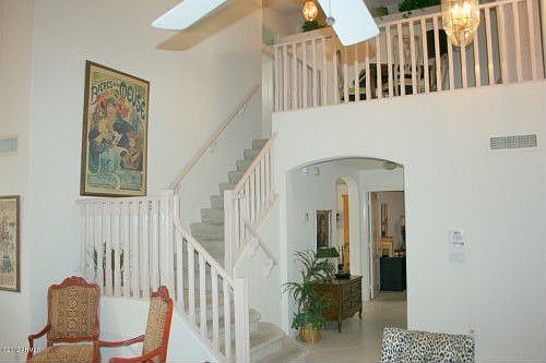 3rd image of 3033 E Verbena Dr