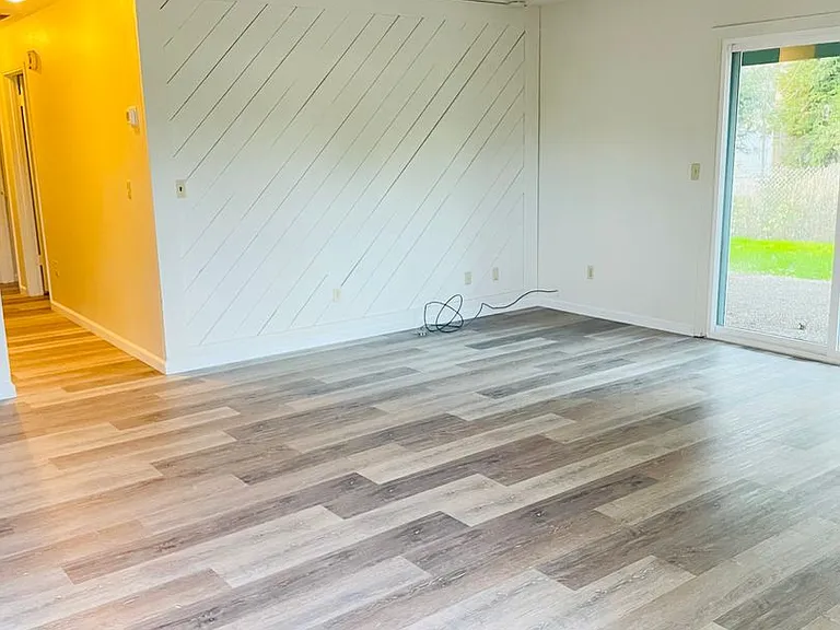 8237 Sunrise Blvd — Photo 5