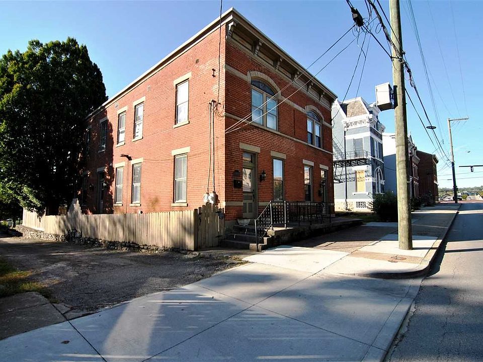 1st image of 113 E Martin Luther King Jr Blvd