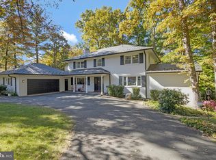 3416 Mansfield Rd, Falls Church, VA 22041