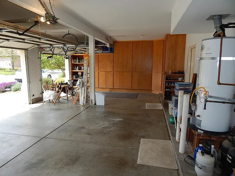 2913 Prado Ln — Photo 17