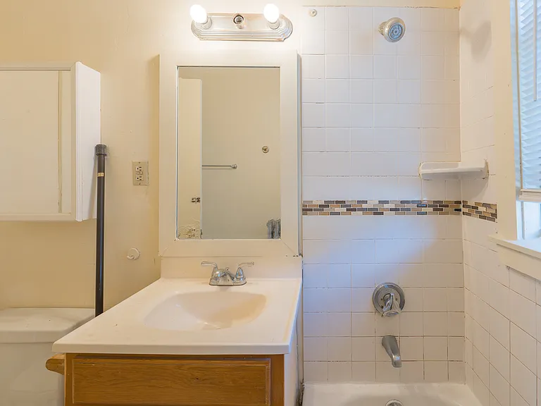 575 Hyde Park Ave #3 — Photo 5