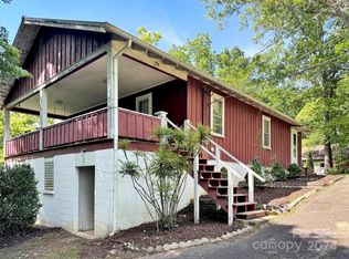 104 White Dogwood Ln, Lake Junaluska, NC 28745