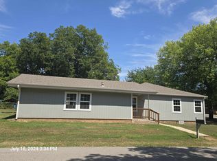400 N 7th St, Comanche, OK 73529