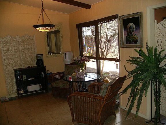 Eat in Spot in Kitchen