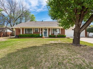 1209 Crestwood Dr, Cleburne, TX 76033