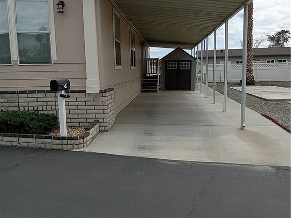 3rd image of 999 S Santa Fe Ave Spc 38