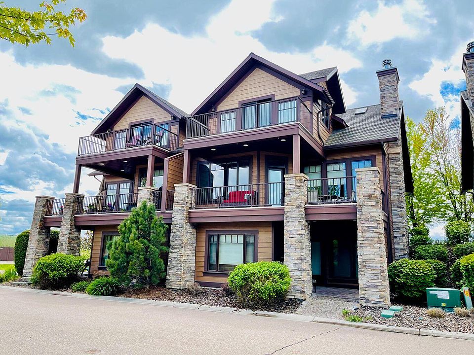 1st image of 202 Shoreline Dr