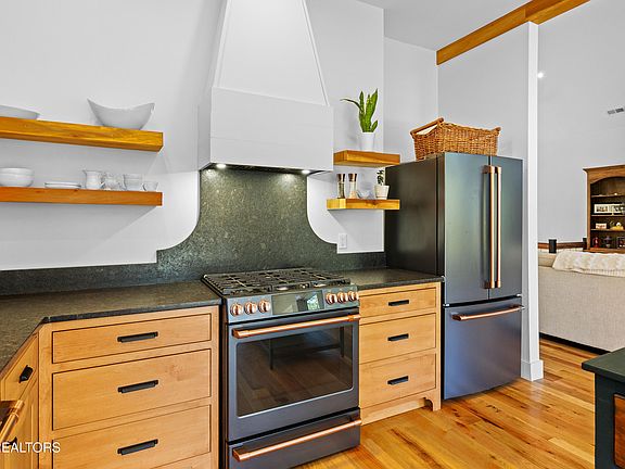 17th image of this home