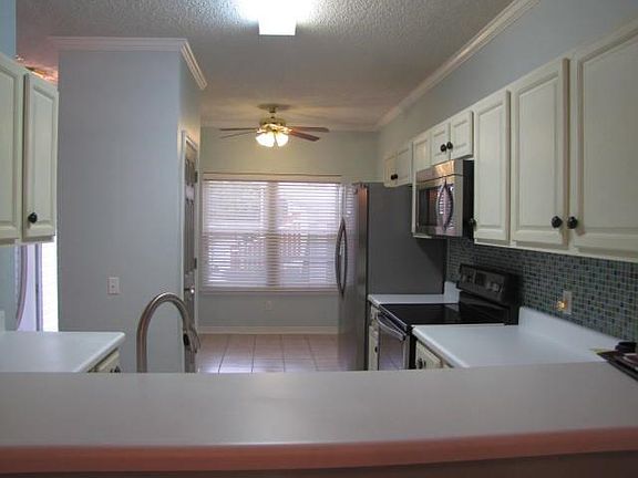 3rd image of 5880 Spanish Trl APT D