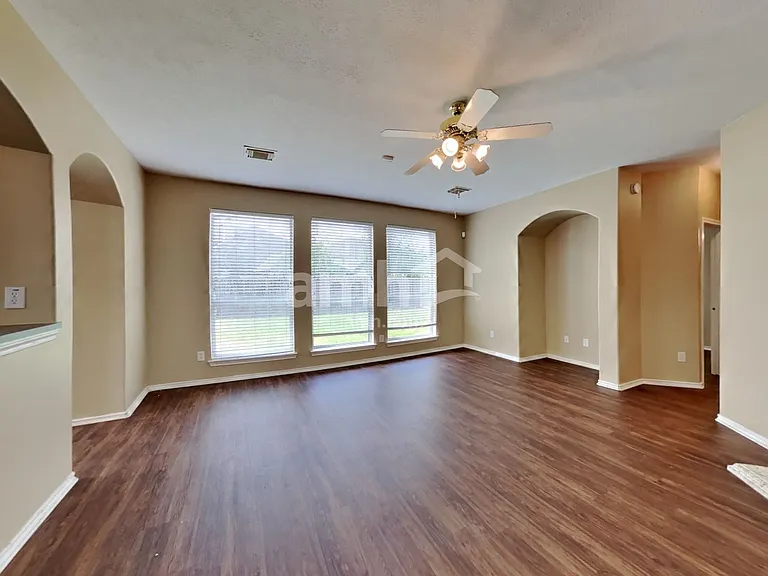26004 Castle Meadow Ln — Photo 6