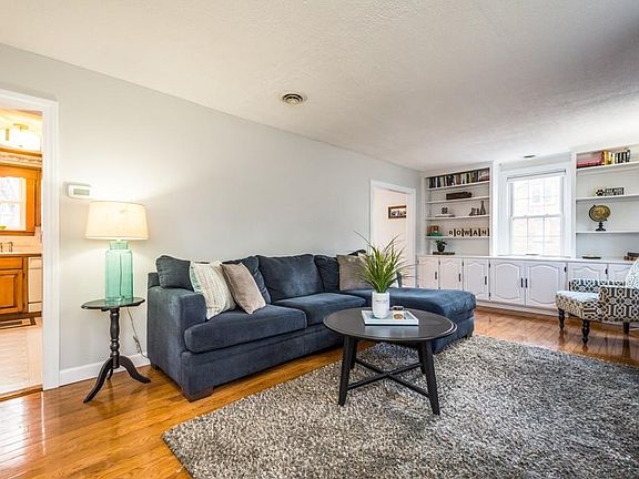 5th image of 95 Worthington Ave