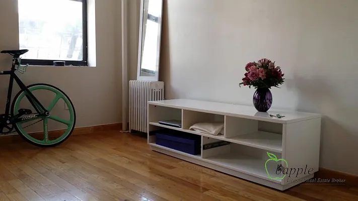 Rented by Bapple | media 24