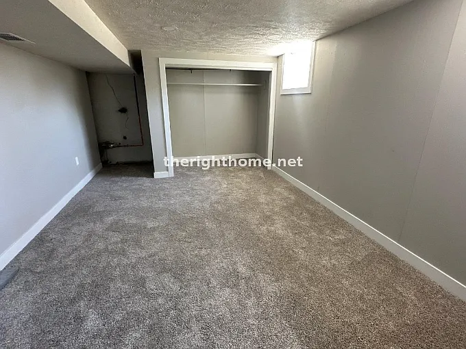 4525 N 70th St — Photo 16