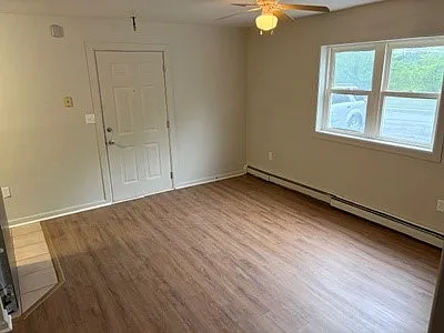 1 bed, 1.0 bath, 500 sqft, $1,100 — Photo 4