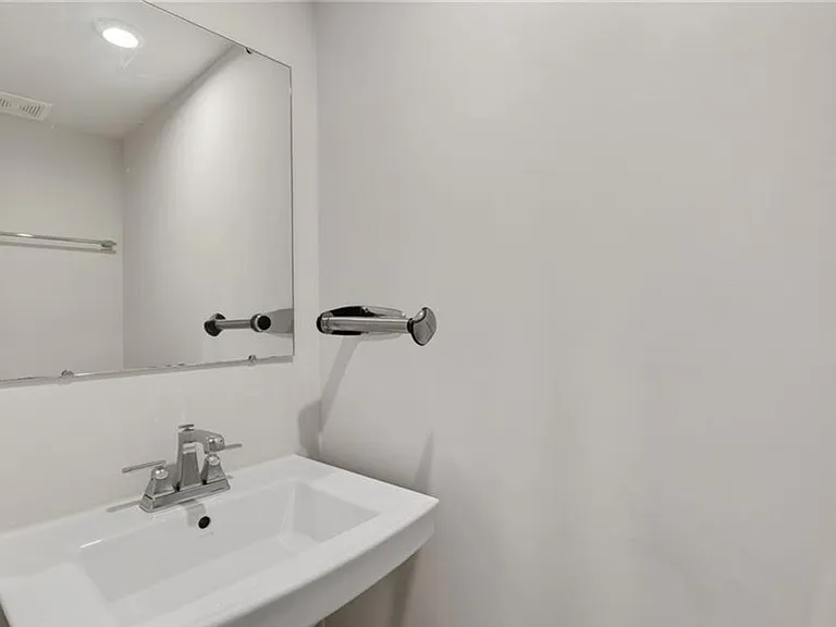 459 Westport St — Photo 12