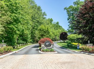 338 Hunter Dr #338, Litchfield, CT 06759