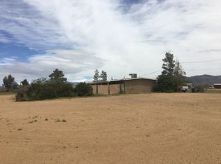 5213 W Earl Dr, Golden Valley, AZ 86413