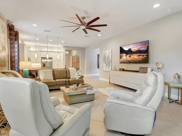 11619 Meadowrun Cir, Fort Myers, FL 33913