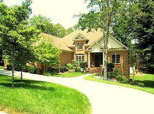 133 William Ln, Oak Ridge, TN 37830