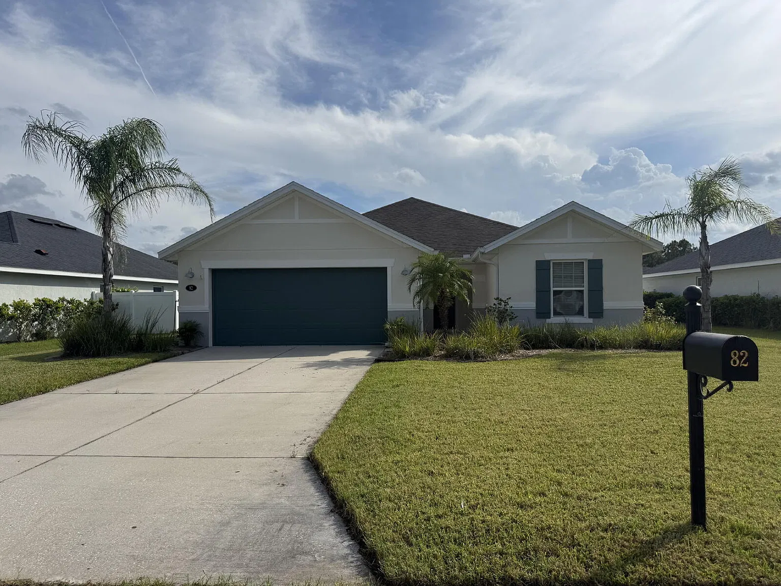 3 bed, 2.0 bath, 1913 sqft, $2,650 — Photo 2