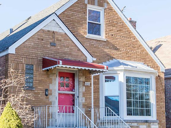 3rd image of 2948 N Moody Ave