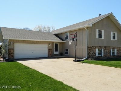 115 Joy St, Sugar Grove, IL, 60554