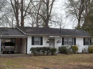 104 Goucher Cir, Oak Ridge, TN 37830