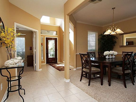 4th image of 17318 Holsberry Ct