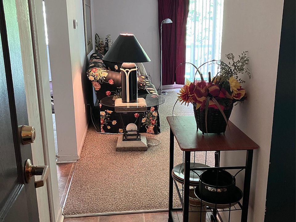 1127 S Lake Dr Unit 206, photo 11