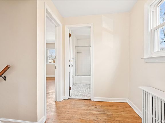 5th image of 97 Wescott Boulevard