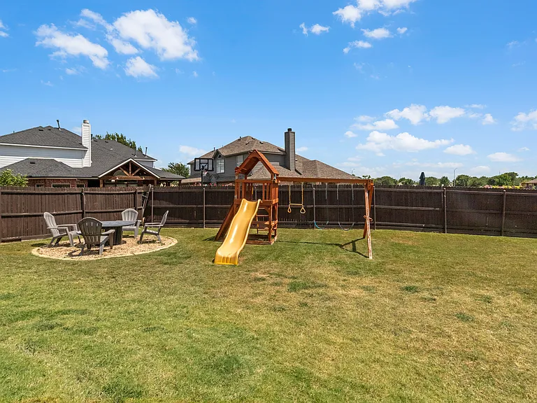 2624 Stable Door Ln — Photo 33