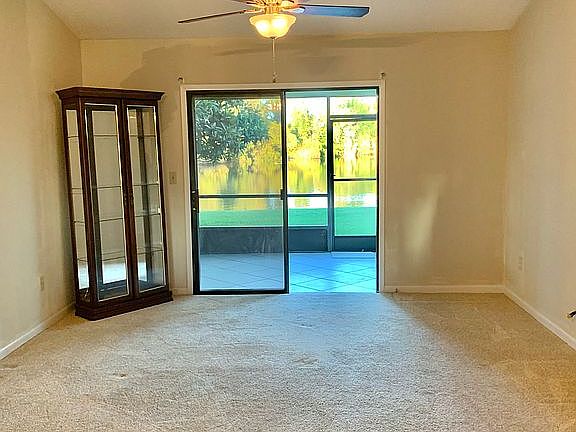 4th image of 105 Stonehedge Ct