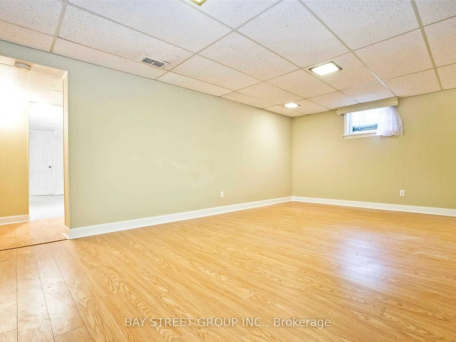 2 bed, $1,650 — Photo 4
