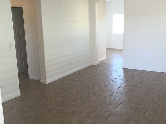 3rd image of 381 Joya Dr