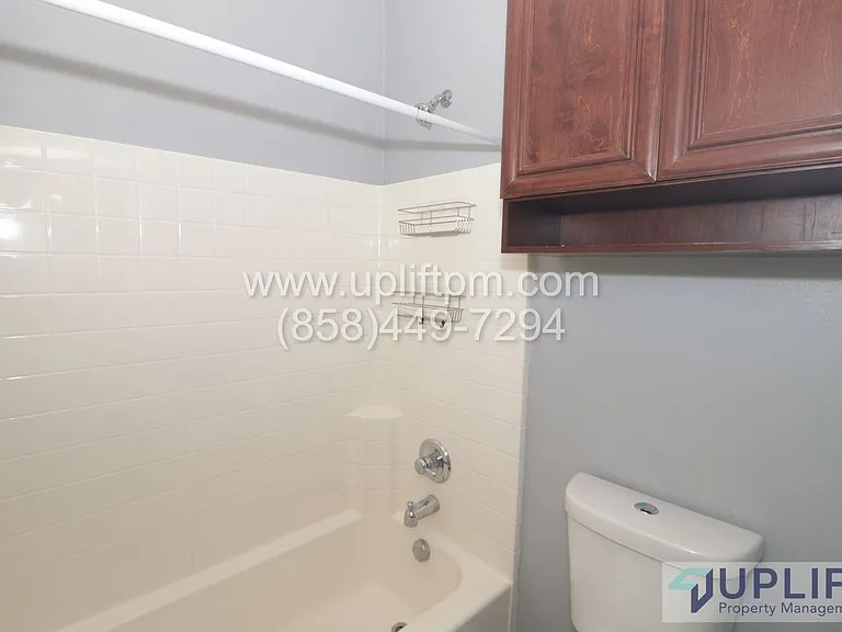 4300 Newton Ave #65 — Photo 18