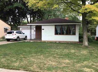 1011 Raymond St, Green Bay, WI 54304