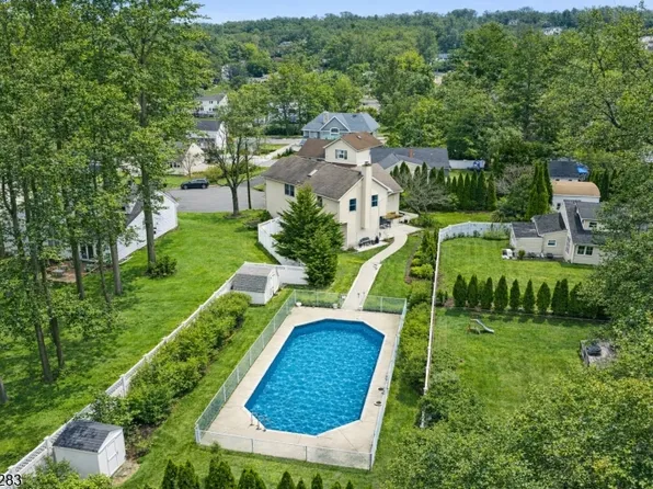 40 Catherine Ct, Cedar Grove Twp., NJ 07009