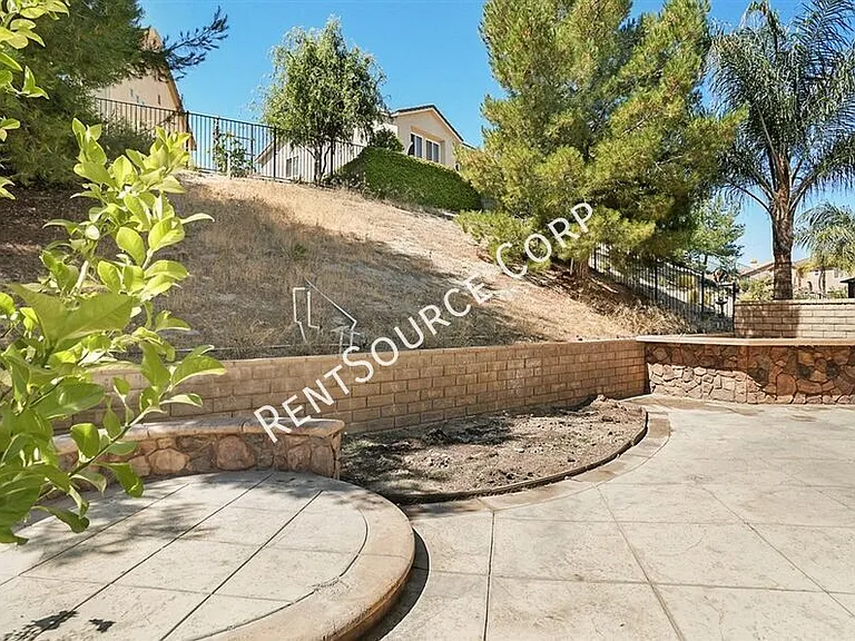 17420 Smoke Tree Ln — Photo 14