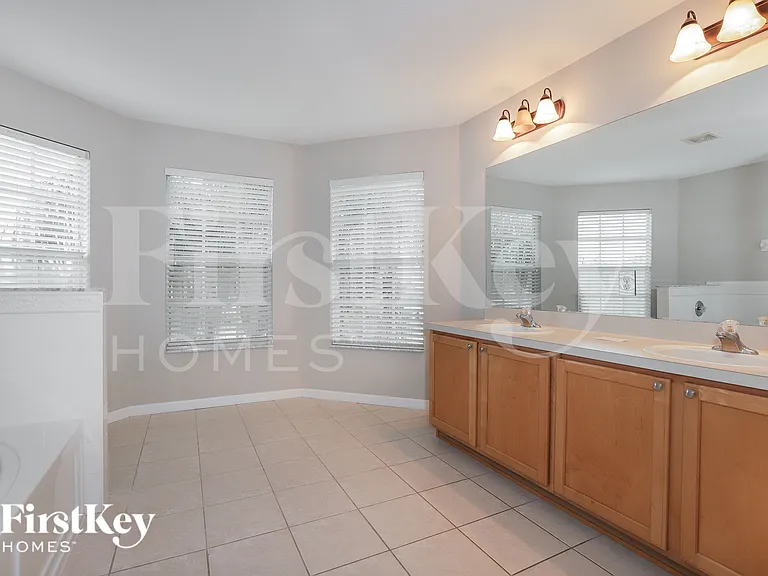 1342 Impatiens Ct — Photo 12