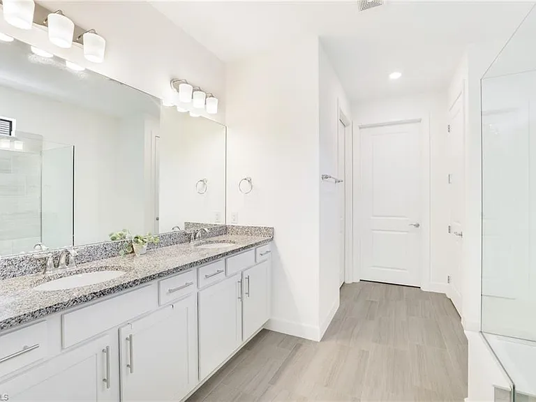 10439 Ventana Ln — Photo 14