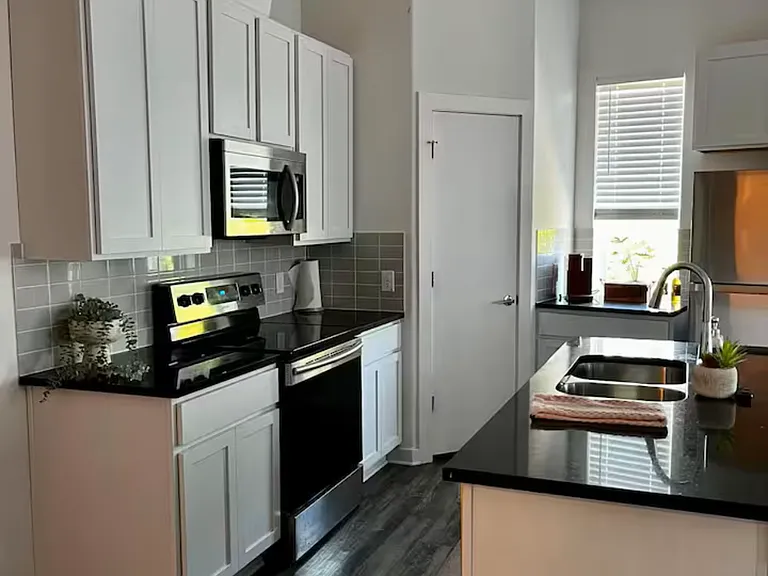 Trailside Oaks Townhomes — Photo 73