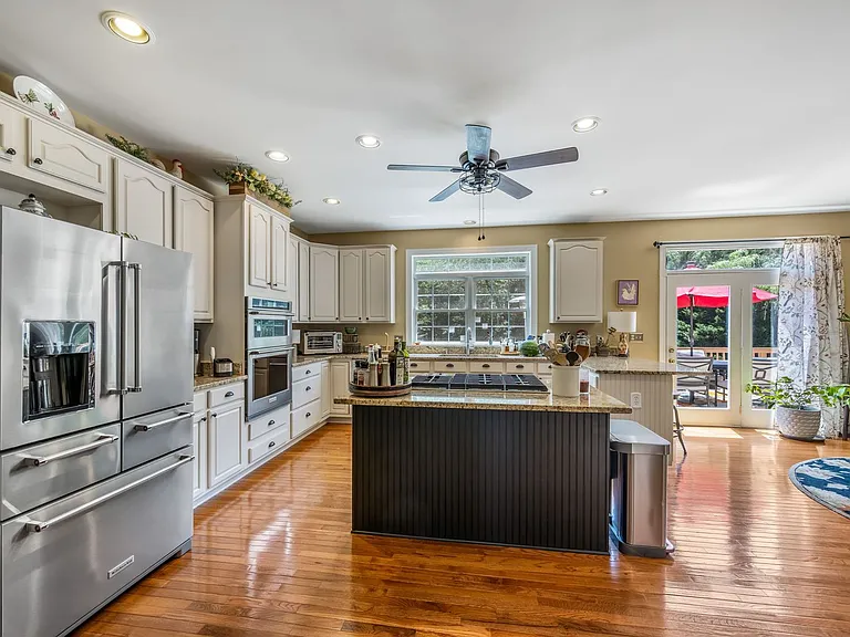 26 Kirby Ln — Photo 10