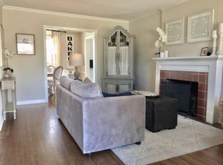 1136 E 36th Pl, Tulsa, OK 74105