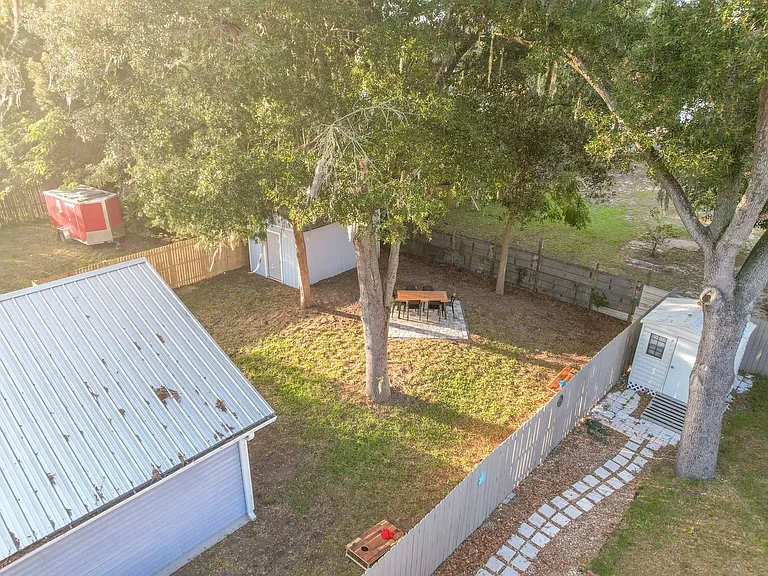 550 Lena St #ID1281938P — Photo 26