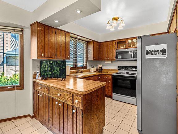 5th image of 6162 Heron Dr