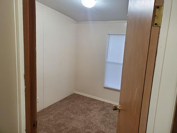 5th image of 7 Circle Creek Ln