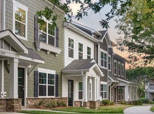 1807 Edgewater Dr NW, Conover, NC 28613